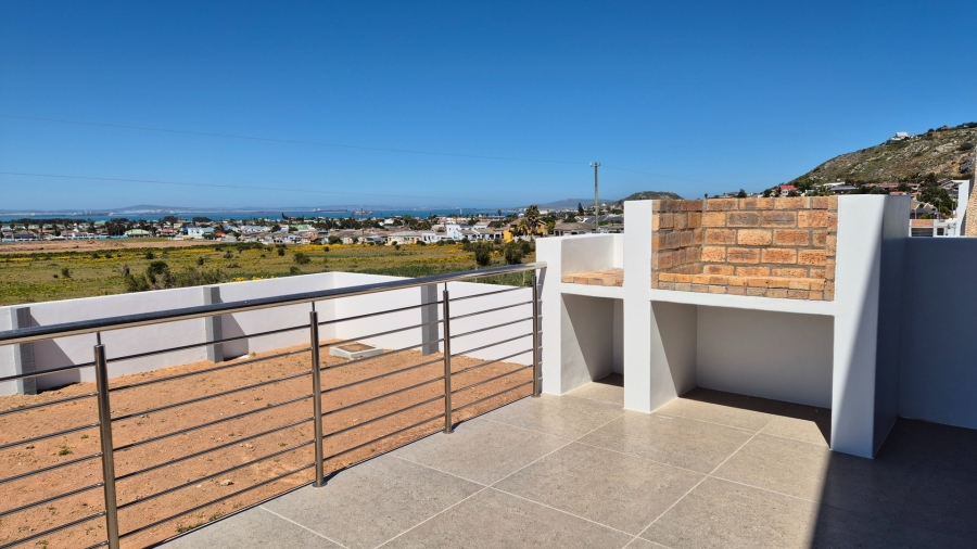 3 Bedroom Property for Sale in Saldanha Heights Western Cape